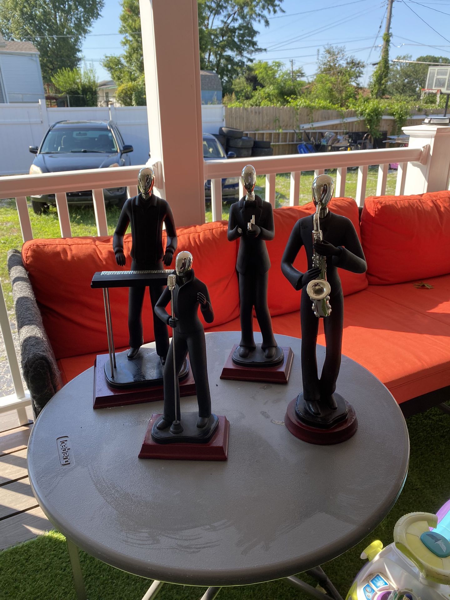 Set Of 4 Figurines