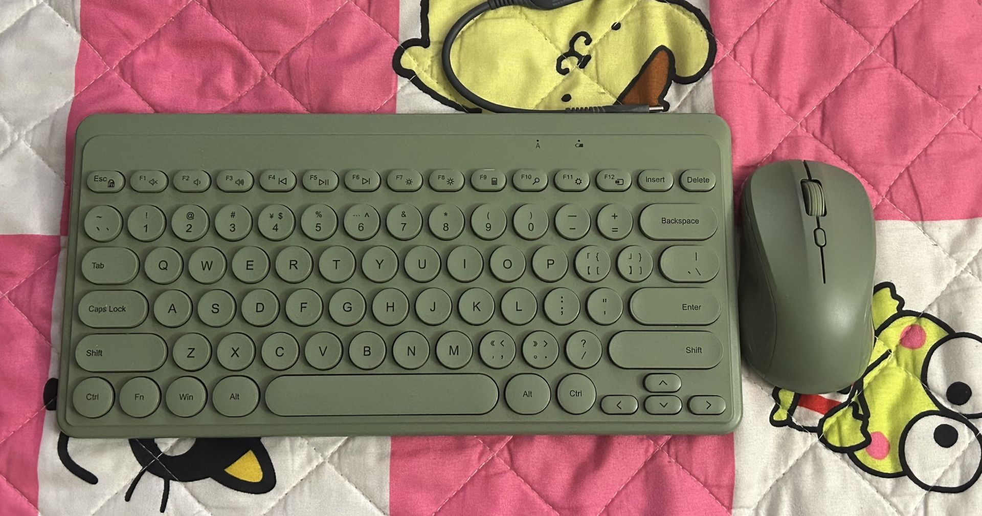 Keyboard With Adaptor For iPad 