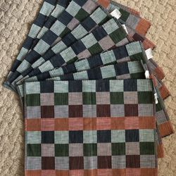Eight Placemats