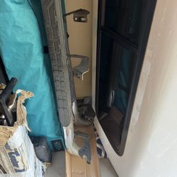 Original Running Board Off Of 2014 Toyota Tundra Used But Still In Good Shape 