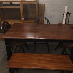 Farmhouse Table 