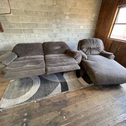 Electric Reclining Couch Set “WE DELIVER”