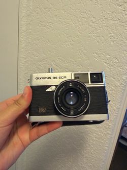 Vintage Olympus 35 ECR Rangefinder Camera (OBO)