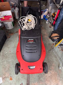 Black & Decker Lawn Hog 19-Inch Electric Mower (Works Great)