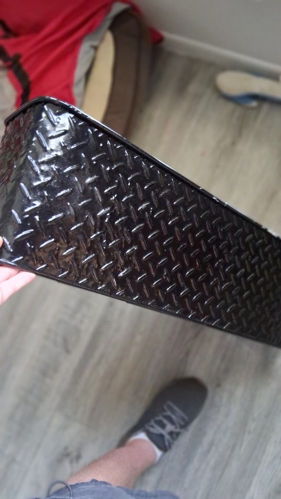 Diamond Plate Shelf Jet Black