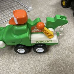 Vintage Tow Gator Toy Truck