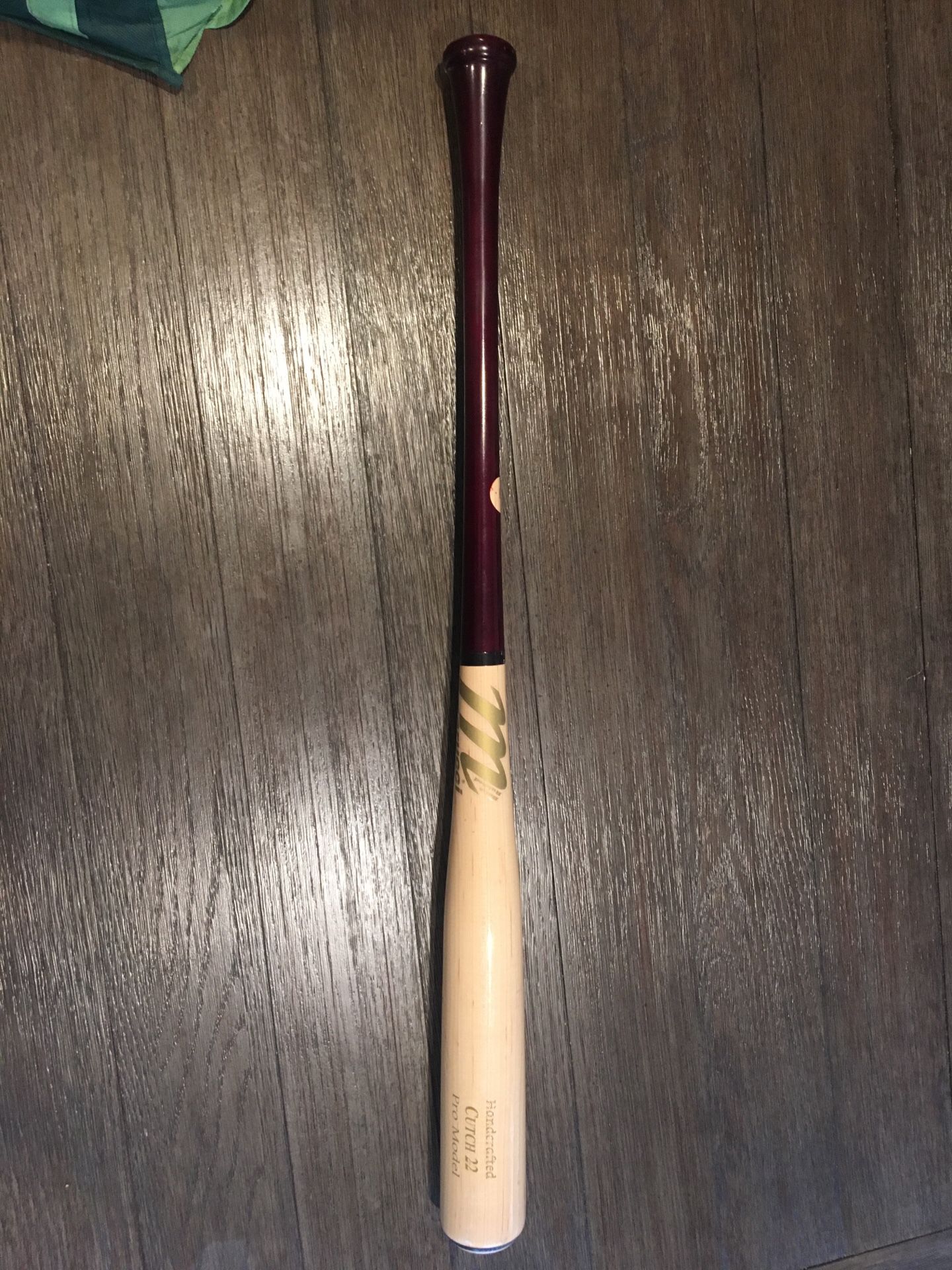 Marucci Hancrafted Clutch 22 pro model wood baseball bat