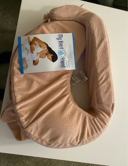 My Brestfriend pink nursing pillow