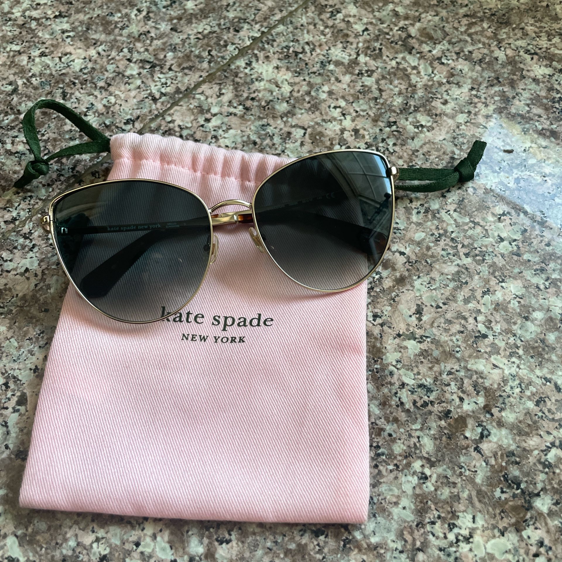 Kate spade Woman Sunglasses