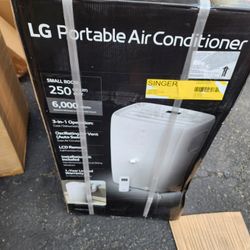 Lg 6,000 BTU (DOE) 115-Volt Portable Air Conditioner LP0621WSR Cools 250 Sq. Ft. with Dehumidifier Function and LCD Remote

