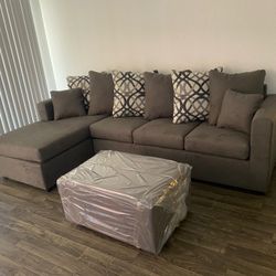Grey Sectional With Ottoman ¡¡NEW IN STOCK!!