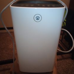 Blueair Blue Pure 511 - Silent HEPA Air Purifier for Bedrooms, Small Rooms, Homes, Babies, and Nurseries Against Pet Allergies, Viruses, and Dust