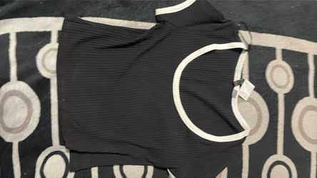 Black shirt boxed crop top
