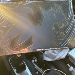 Charizard Ultimate Premium Collection 