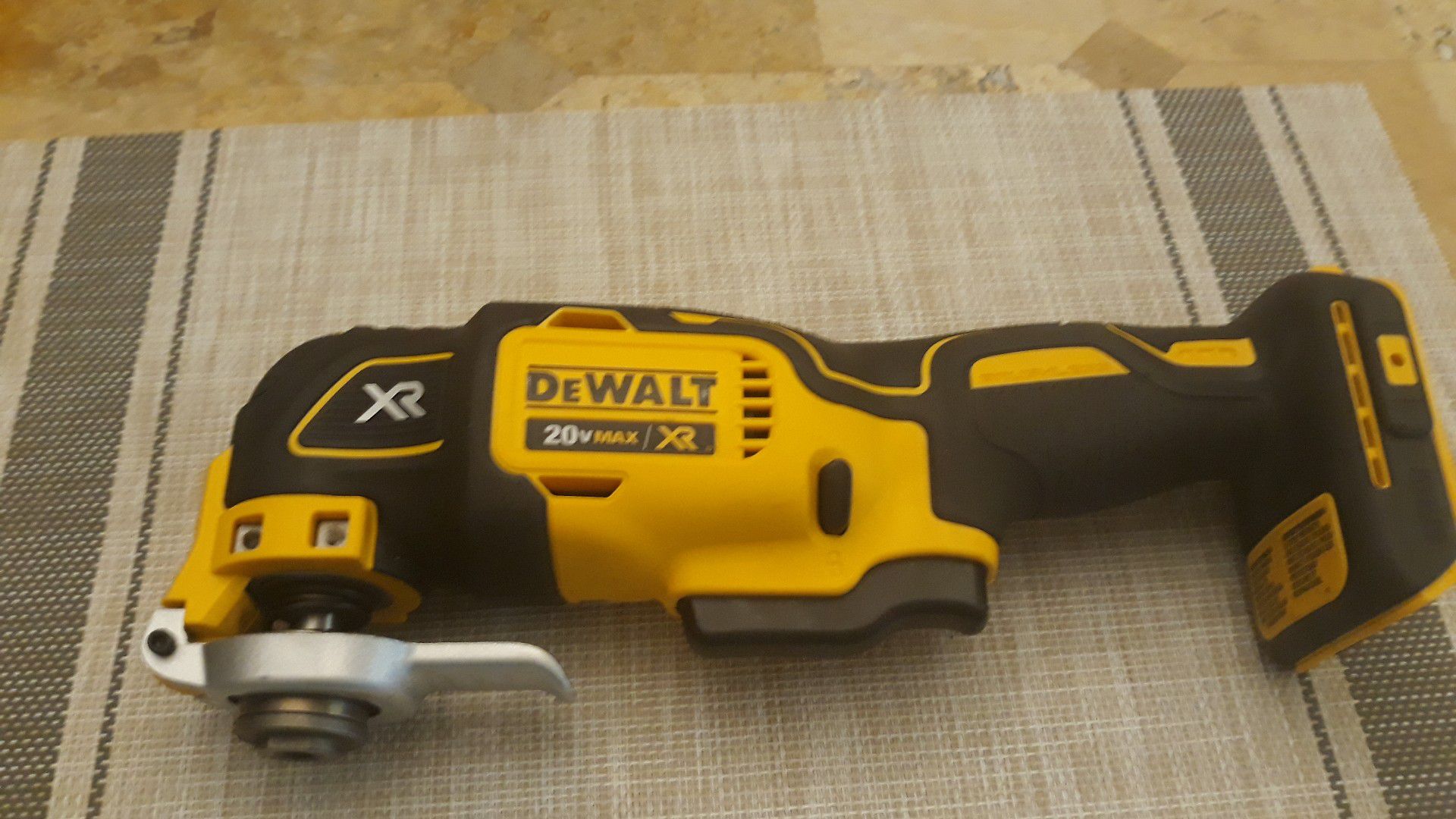 Oscillating multi-tool (tool only)