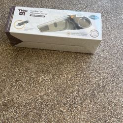 Corded Car Vacuum Cleaner (New)
