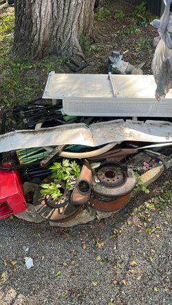 Free metal scrap