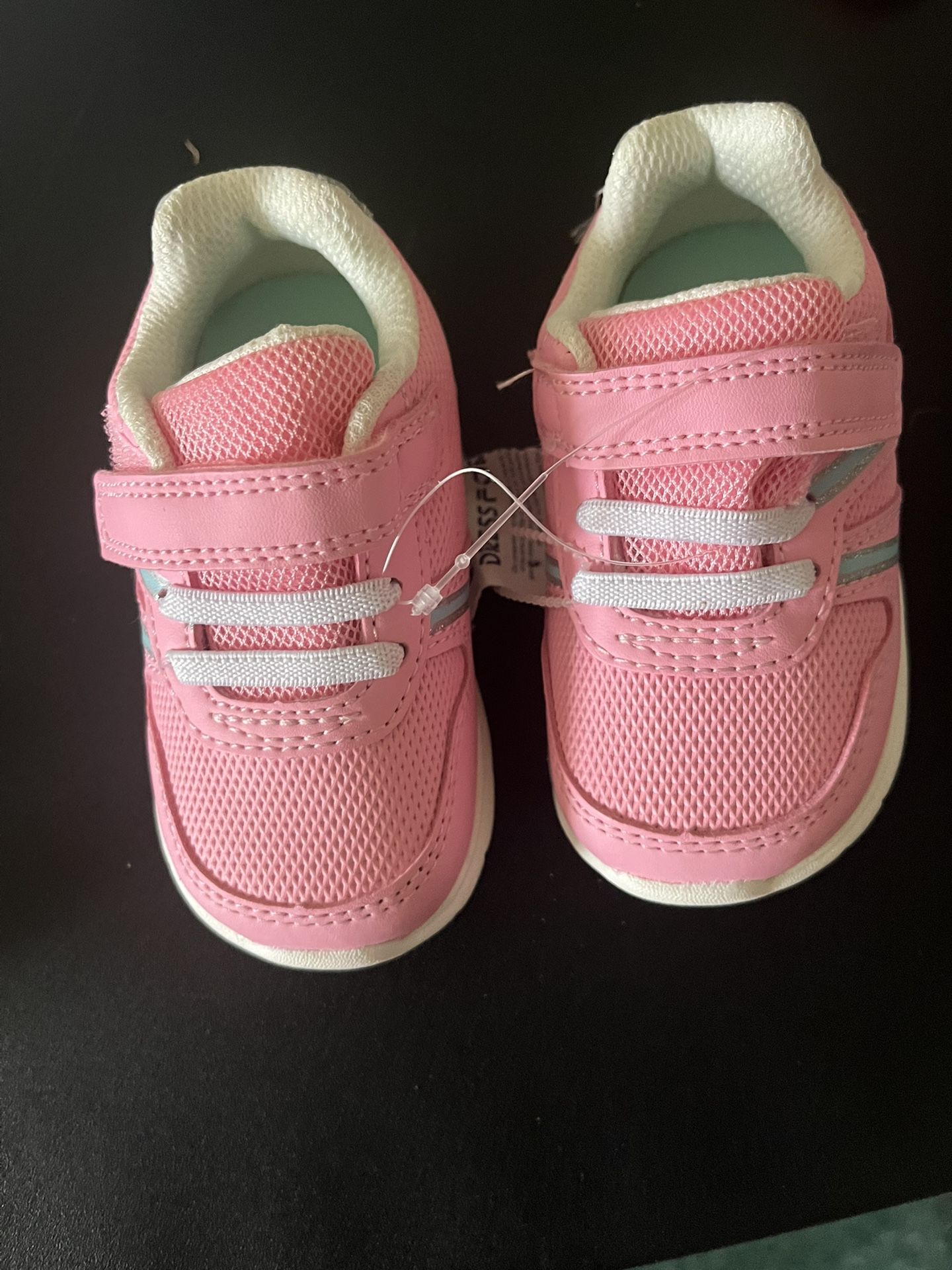 New Infant shoes simple joys made by carters size 5