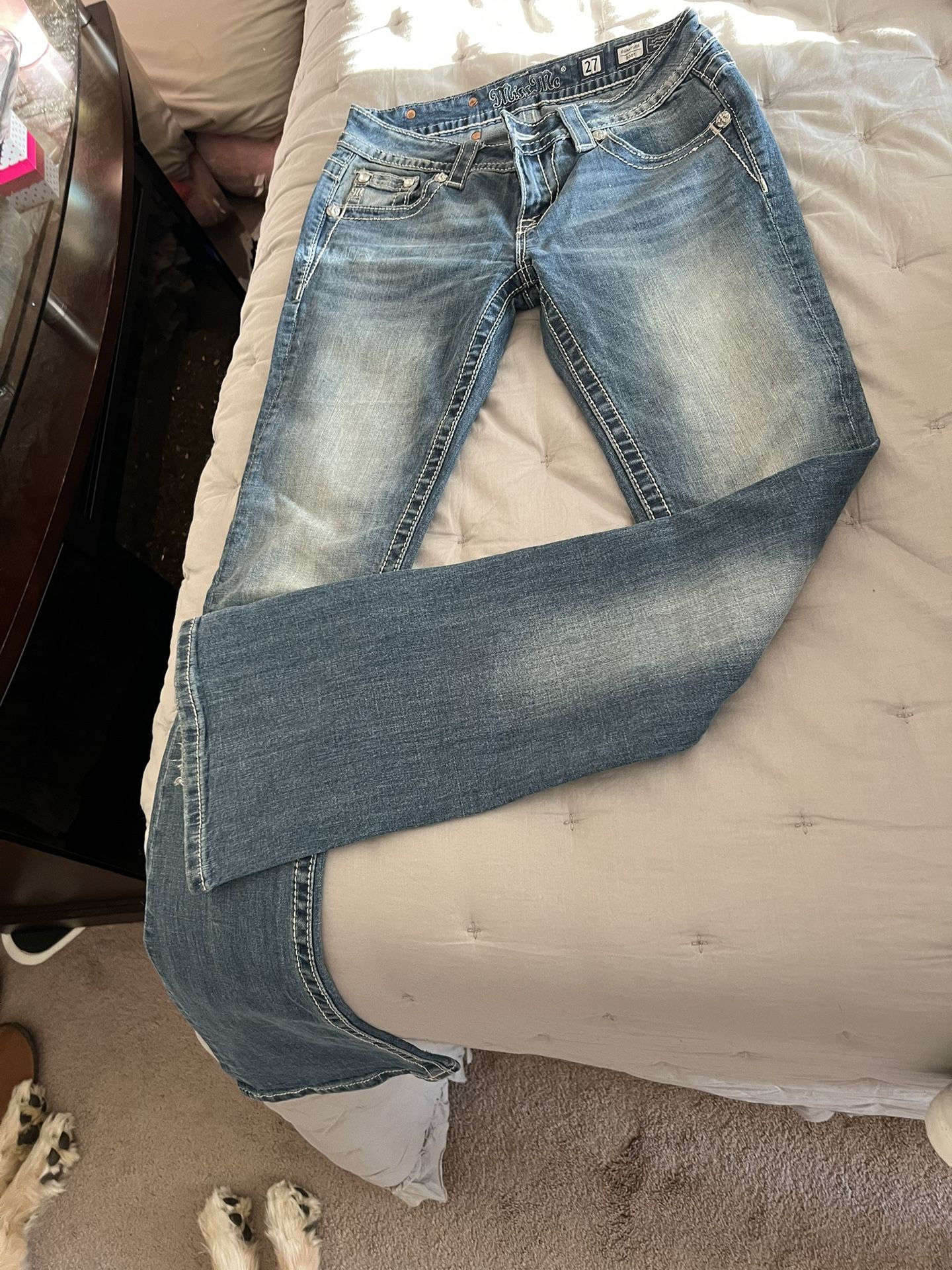 Me Size 27 Boot Cut Jeans Excellent Condition for Sale in - OfferUp
