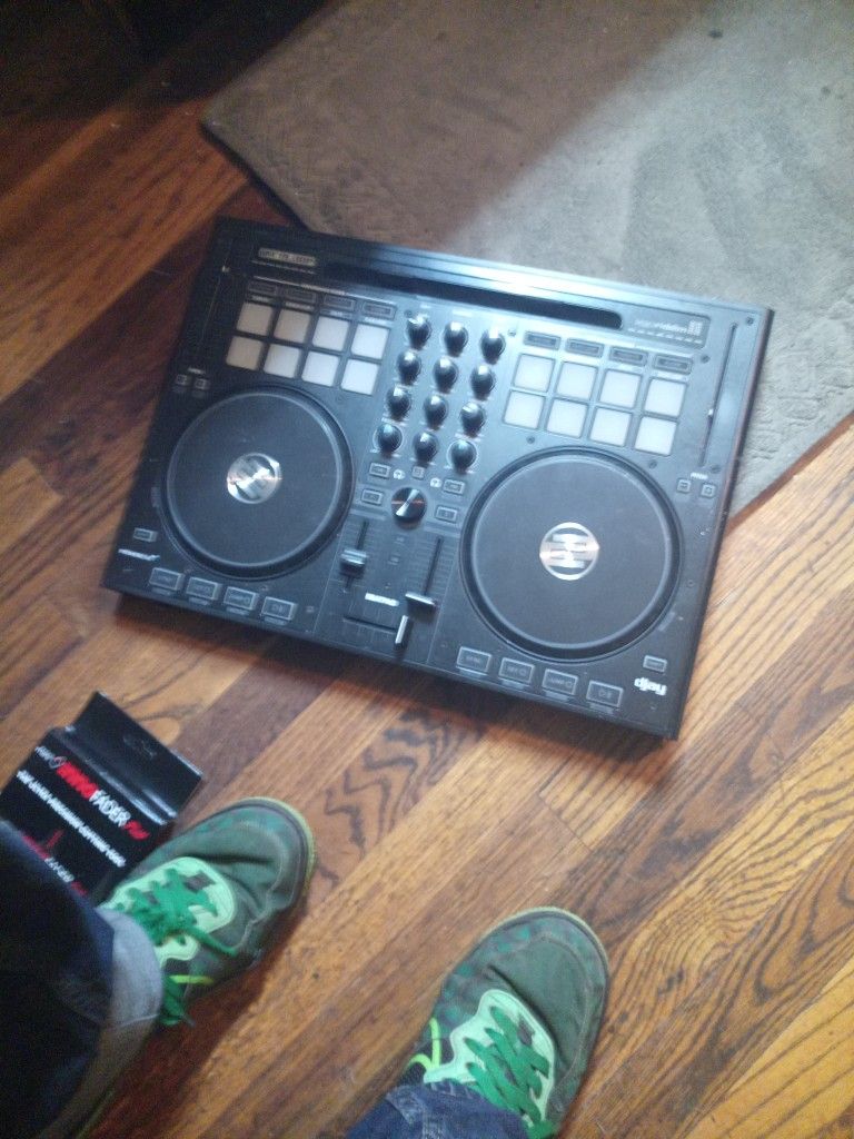 Djay Premiere line Algoriddem Reloop Beatpad