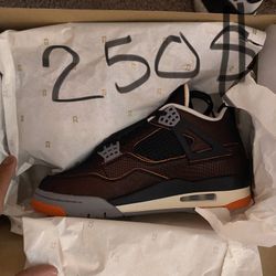 Jordan 4 Starfish