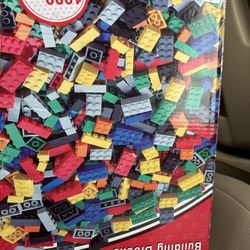 1000 Pieces Logo Set 