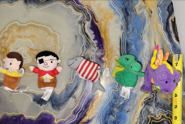 rare vintage plush finger puppet set inspired by the classic story and song "Puff, the Magic Dragon", produced by Kids Preferred