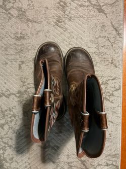 Ladies Ariat cowboy boots…sz 8C….