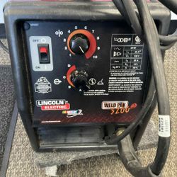 Lincoln Electric Weld Pak 3200 HD 