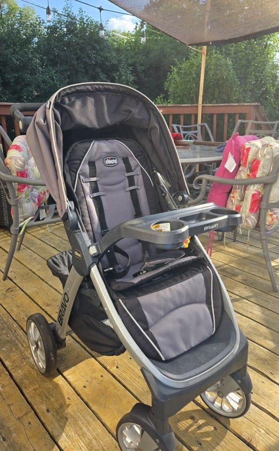CHICCO  BRAVO stroller,  Grey - very comfortable