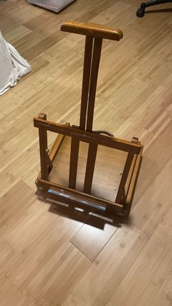 Painters Travel Easel With Color Pencils And Paint