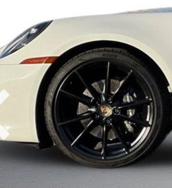 Porsche 911 rims 20” And 21” OEM 992