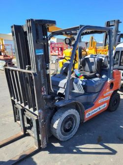 2019 Toyota 8FGU25 - Warehouse Forklift
