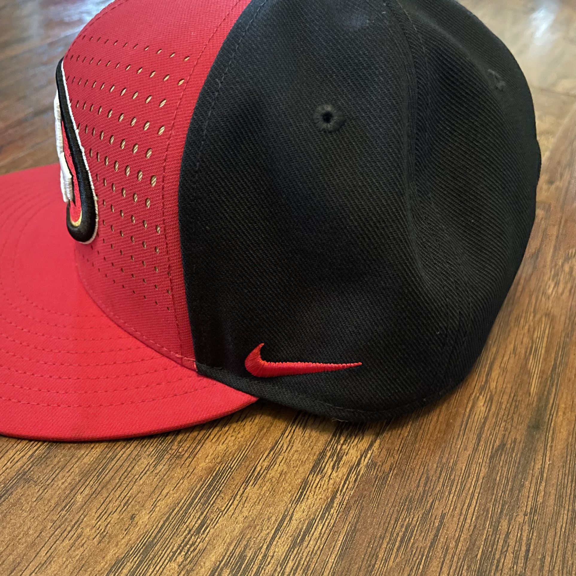 Brand new Nike pro golf snapback hat cap blue volt for Sale in La Mesa, CA  - OfferUp