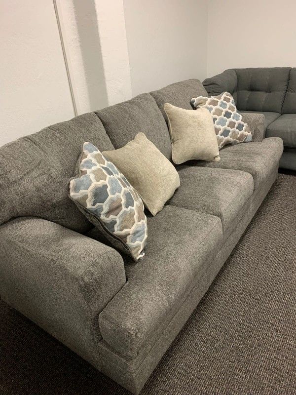 Stonemeade Sofa
Ashley Furniture $10 Down Payment And Financing Available