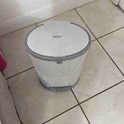  Dekor Baby Diaper Trash Can
