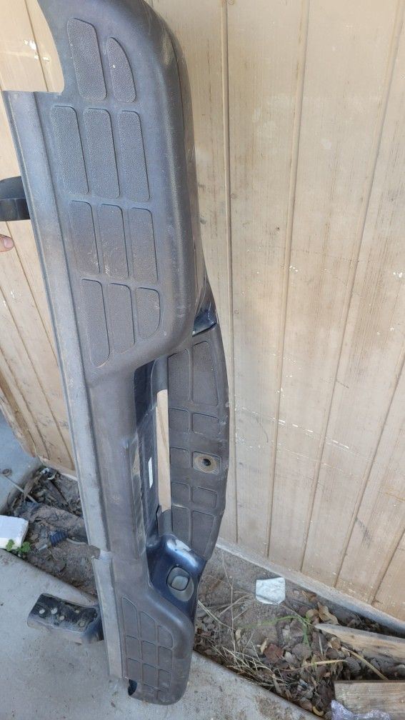 chevy s10 rear bumper/ bed step