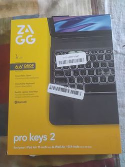 Zagg iPad air case with keyboard