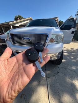 Llaves de autos / car keys and remotes