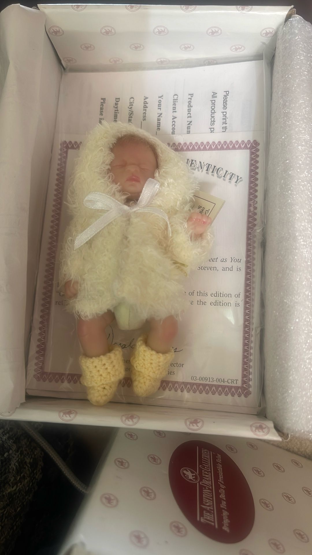 THE ASHTON-DRAKE GALLERIES Bringing You Dolls Of Irresistible Valué