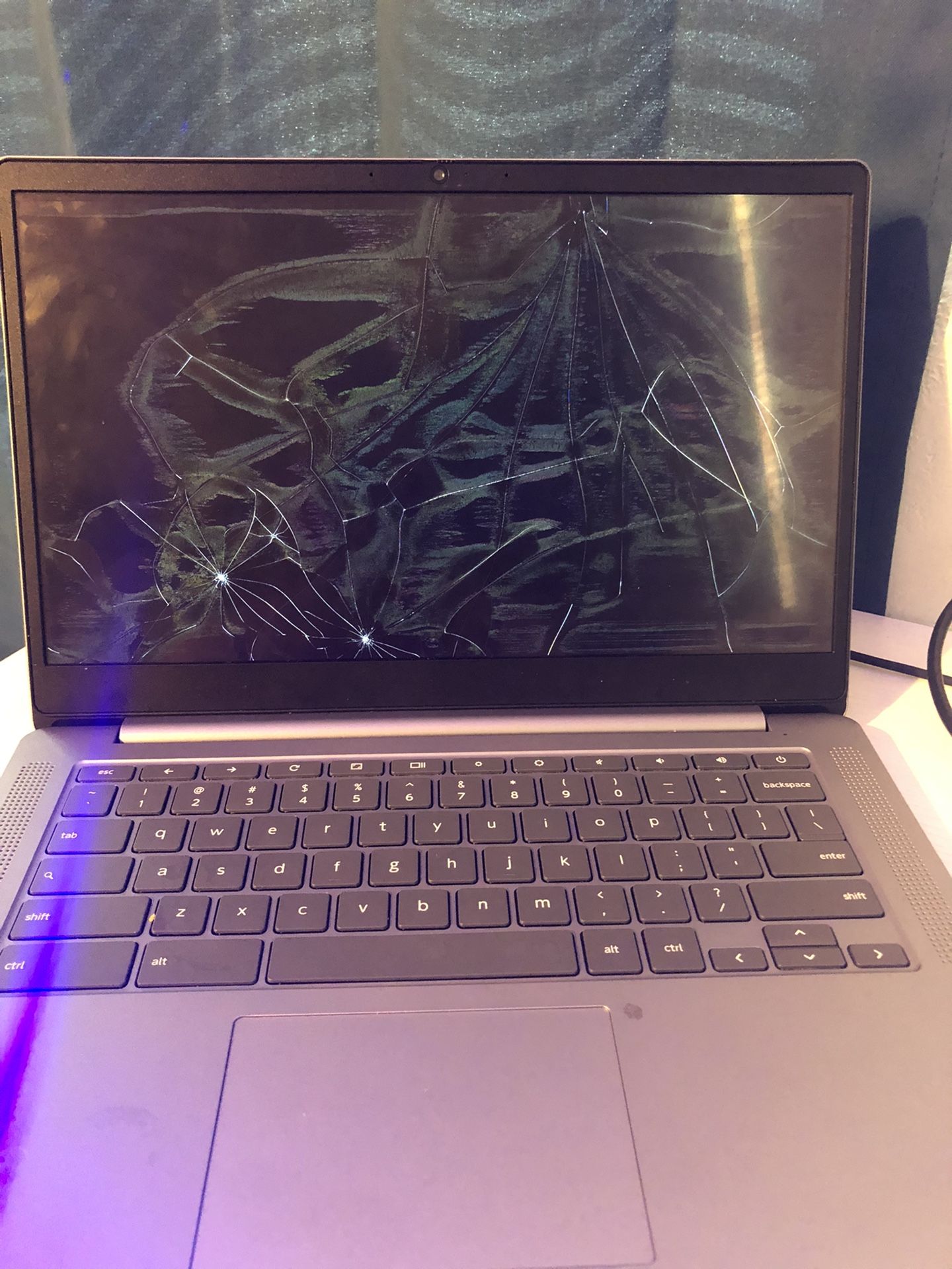 Lenovo laptop Broken Screen