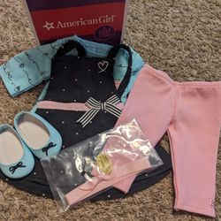 American Girl, Grace's Baking Outfit, Excellent Condition, Complete, In Box