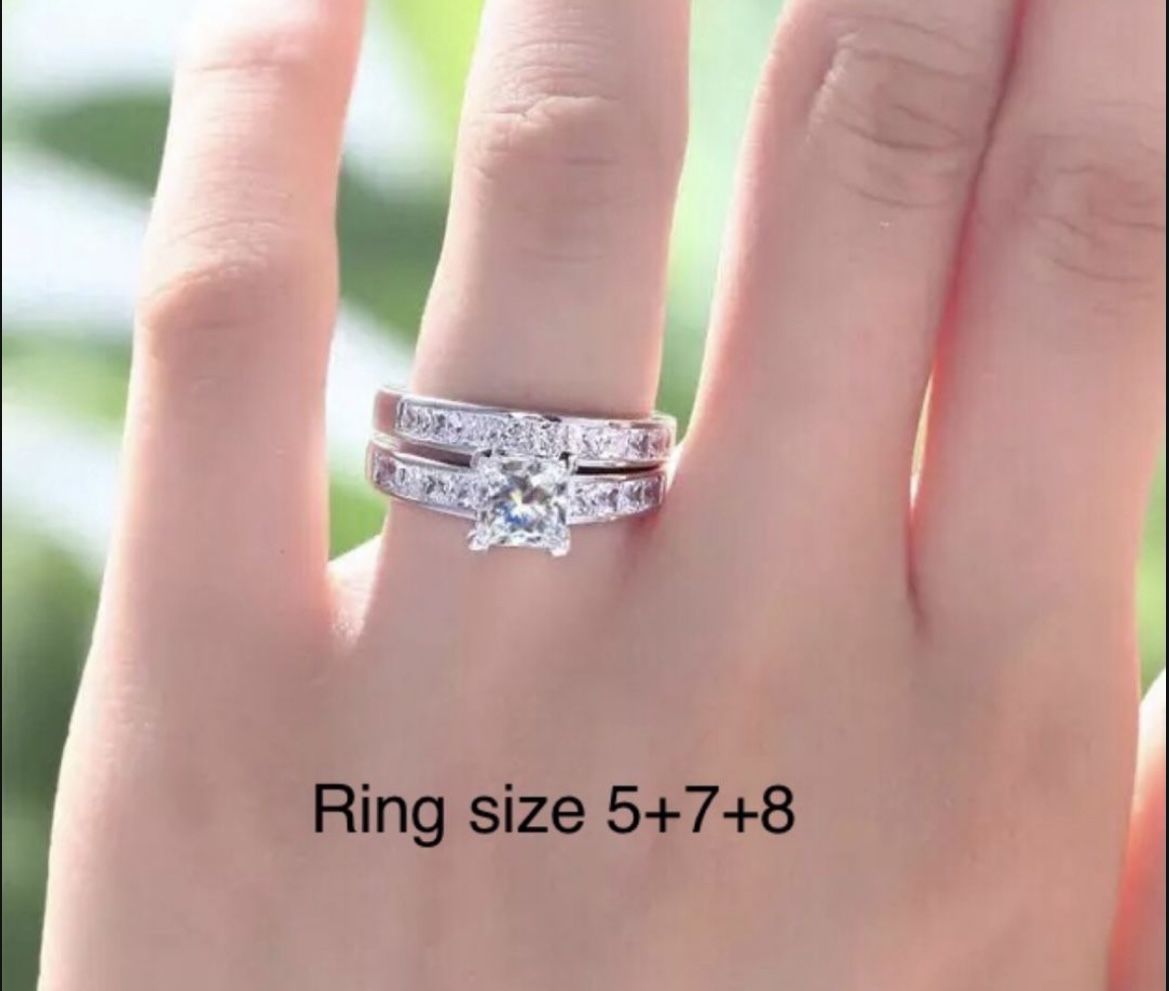Engagement Rings With Box