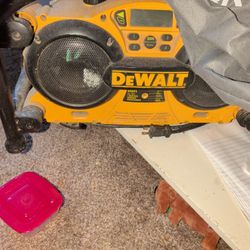 DeWalt Radio 