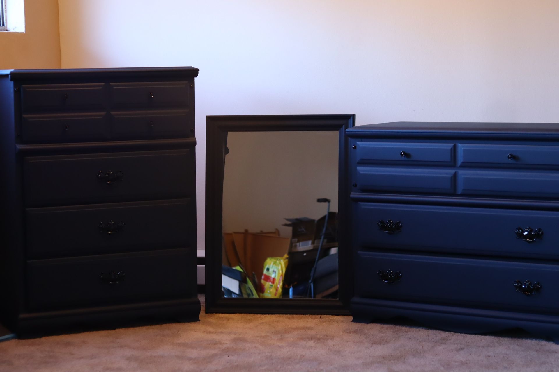 3 Piece Bedroom Set/ Dressers