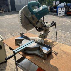 Makita 12” Dual Compound Sliding Miter Saw Model LS1211