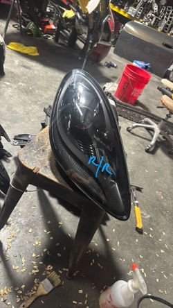 2022 2025 porche cayman  gts passenger Headlight,