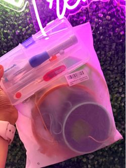 Hand embroidery kit