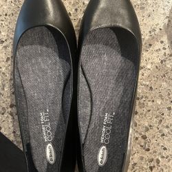 Dr Scholl’s Women’s Black Flats
