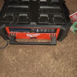 Milwaukee Packout Radio/Speaker/ Charger